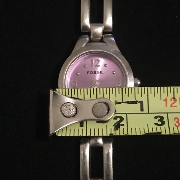 Vintage Purple Face Fossil Watch - Picture 7 of 9